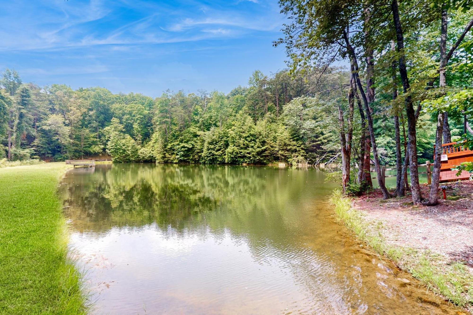 Вилла Simply Devine At Water'S Edge Блу-Ридж Экстерьер фото